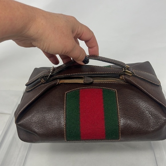 Gucci 1950’s Vintage Leather and Webbing Beauty Bag Dopp Case - Picture 3 of 16